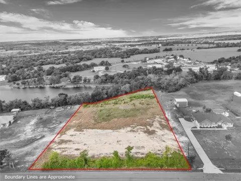 2.08 Acre Homesite in Moody, TX
