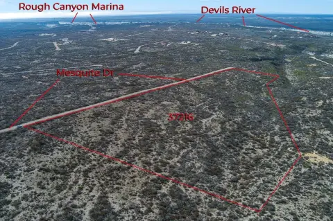 Residential Acreage in Del Rio