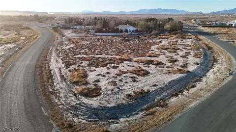 Pahrump Land Near Amenities
