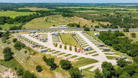 RV Unit in Arch Ray Resort