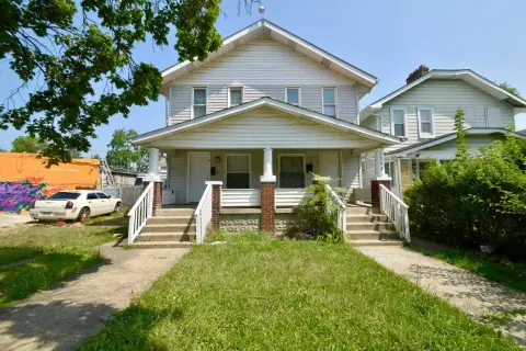 Leased Duplex with Updated Interiors