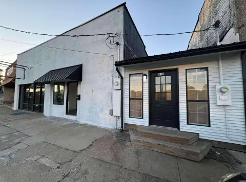 Commercial Building in Hot Springs