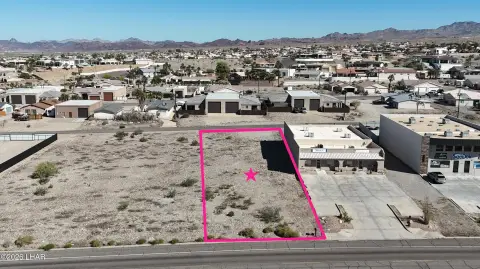 Commercial Land in Lake Havasu
