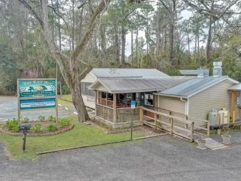 Mixed-Use Property with Restaurant