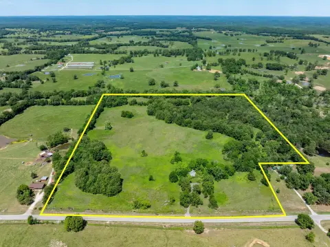 Versatile Acreage with Highway Frontage