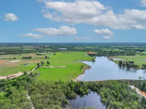 Waterfront Acreage in Grand Saline