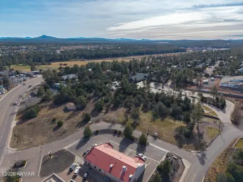 Prime Commercial Land in Show Low