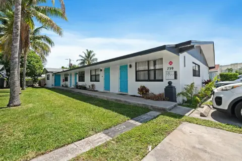 Fort Lauderdale Five-Plex Investment Opportunity