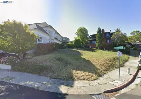 Residential Land with Approved Plans