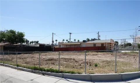 Corner Lot in Las Vegas