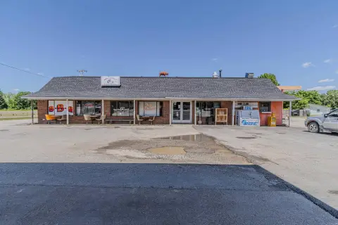 Mixed-Use Property with Fuel Service