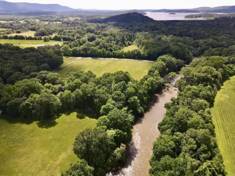 Riverfront Farm