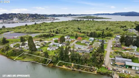 Waterfront Lot in Coos Bay