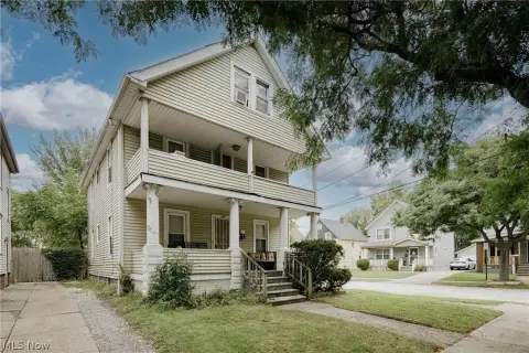 Tenant-Occupied Duplex with Balcony