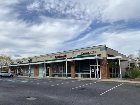 In-Line Retail Space