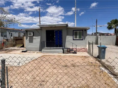 Las Vegas Land with Home