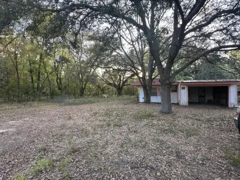 Land on Highway 77, Chipley