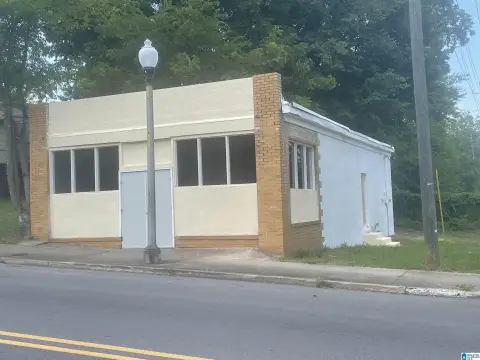 Renovated Retail/Office Space Available