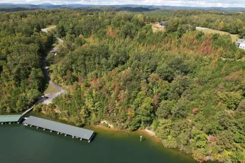Waterfront Land on Tennessee River