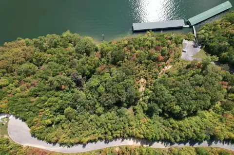 Waterfront Land on Tennessee River