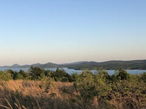 Roland Acreage with Mountain Views