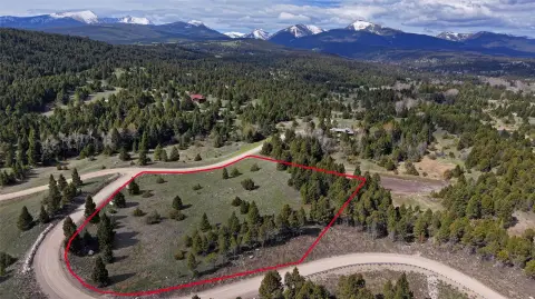 Residential Land in Deer Lodge, MT