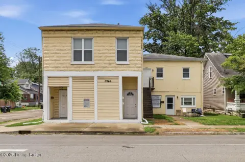8-Unit Apartment Building