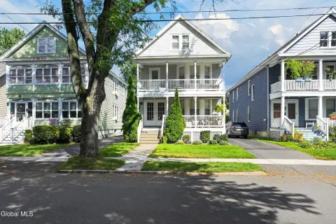 Duplex with Front Porches