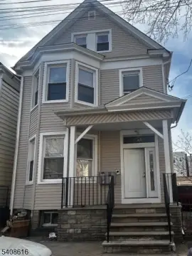 Renovated Multi-Family in Newark City