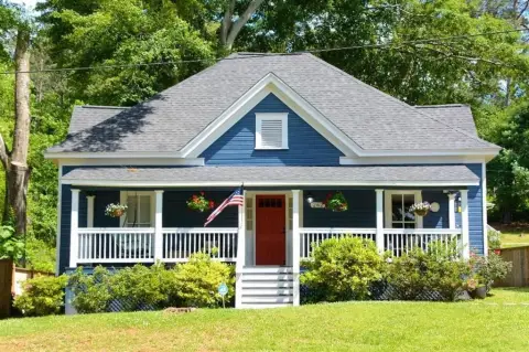 Historic Villa Rica Commercial Property