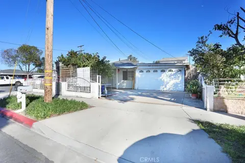 Santa Ana Duplex Investment Opportunity