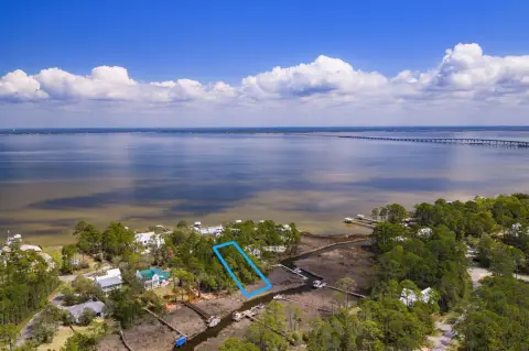 Waterfront Land in Santa Rosa