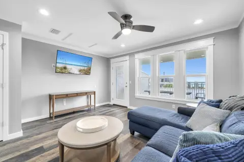 Furnished Townhome Near Gulf Beach