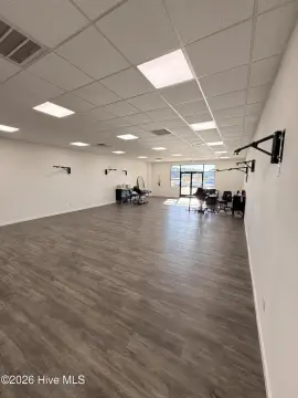 Jacksonville Retail/Office Sublease Opportunity