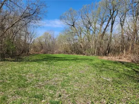Three-Parcel Development Lot