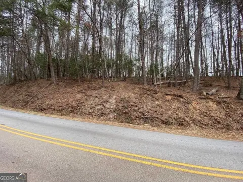 Land in Sautee Nacoochee
