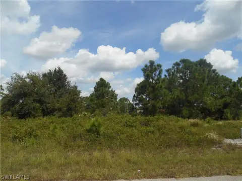 Lehigh Acres Quarter Acre Lot