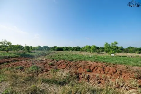 11 Acres in Henrietta, Texas
