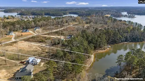 Lakefront Residential Land in Prosperity