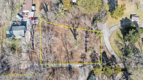 Oak Ridge Versatile Waterfront Lot