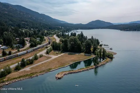Lake Pend Oreille Waterfront Land