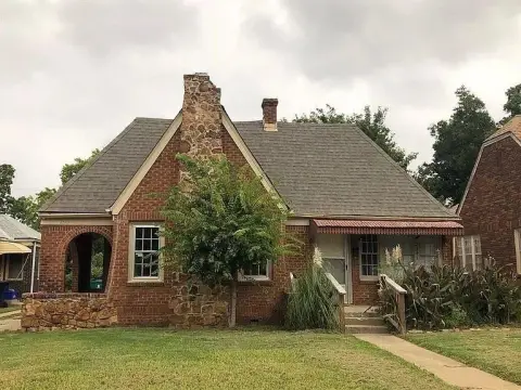 Tenant-Occupied Duplex with Central A/C