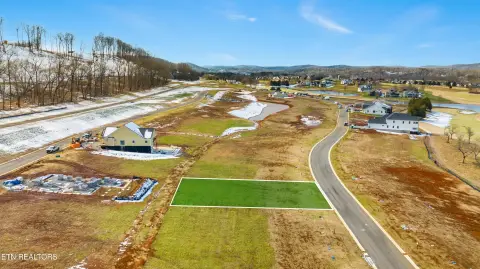 Residential Lot in Golf Community