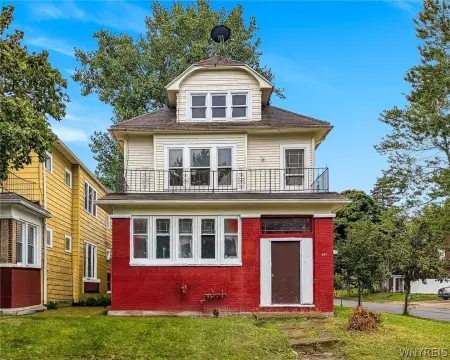 Renovated Multi-Family Duplex