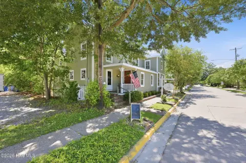 Turn-Key Bed & Breakfast with 11 Rooms