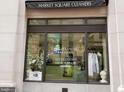 Retail Storefront in Market Square West