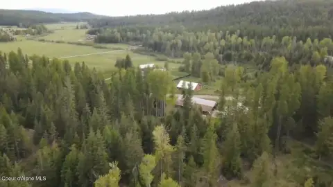 Land with Barn and Shop