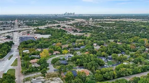 Residential Lot in Dallas, TX