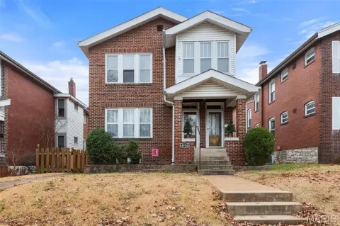 Charming Duplex in St Louis