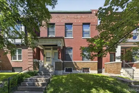 Updated Duplex in Tower Grove